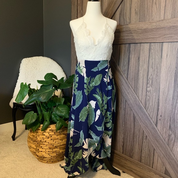 Cross Strap Open-back, High-Low Dress Small - Picture 2 of 11